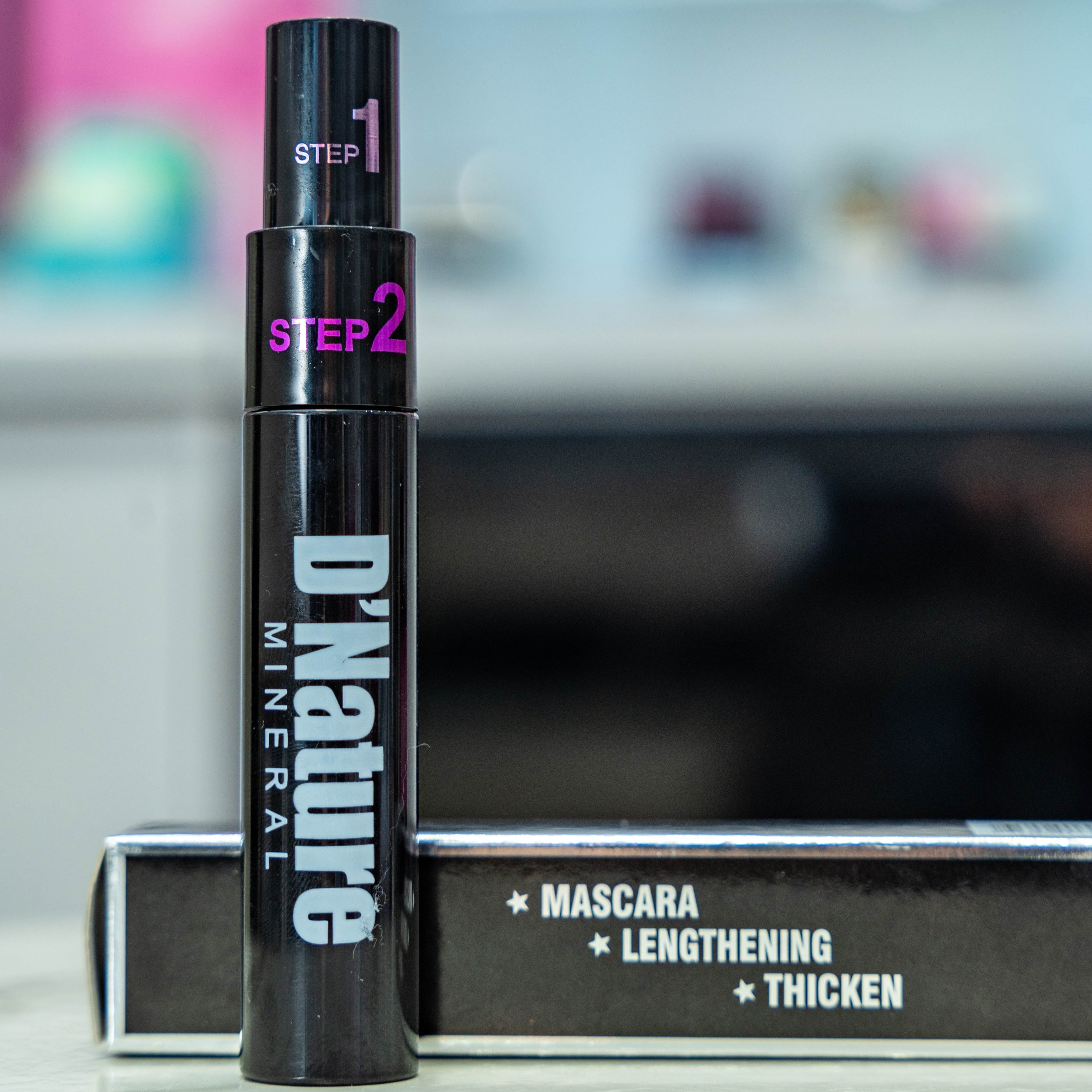 Super deluxe Mascara Two in One